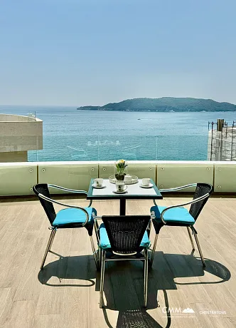 Luxury by the Sea: Elegant Apartment in Rafailovici with Panoramic Views